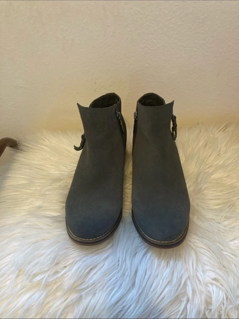 Blondo soft gray